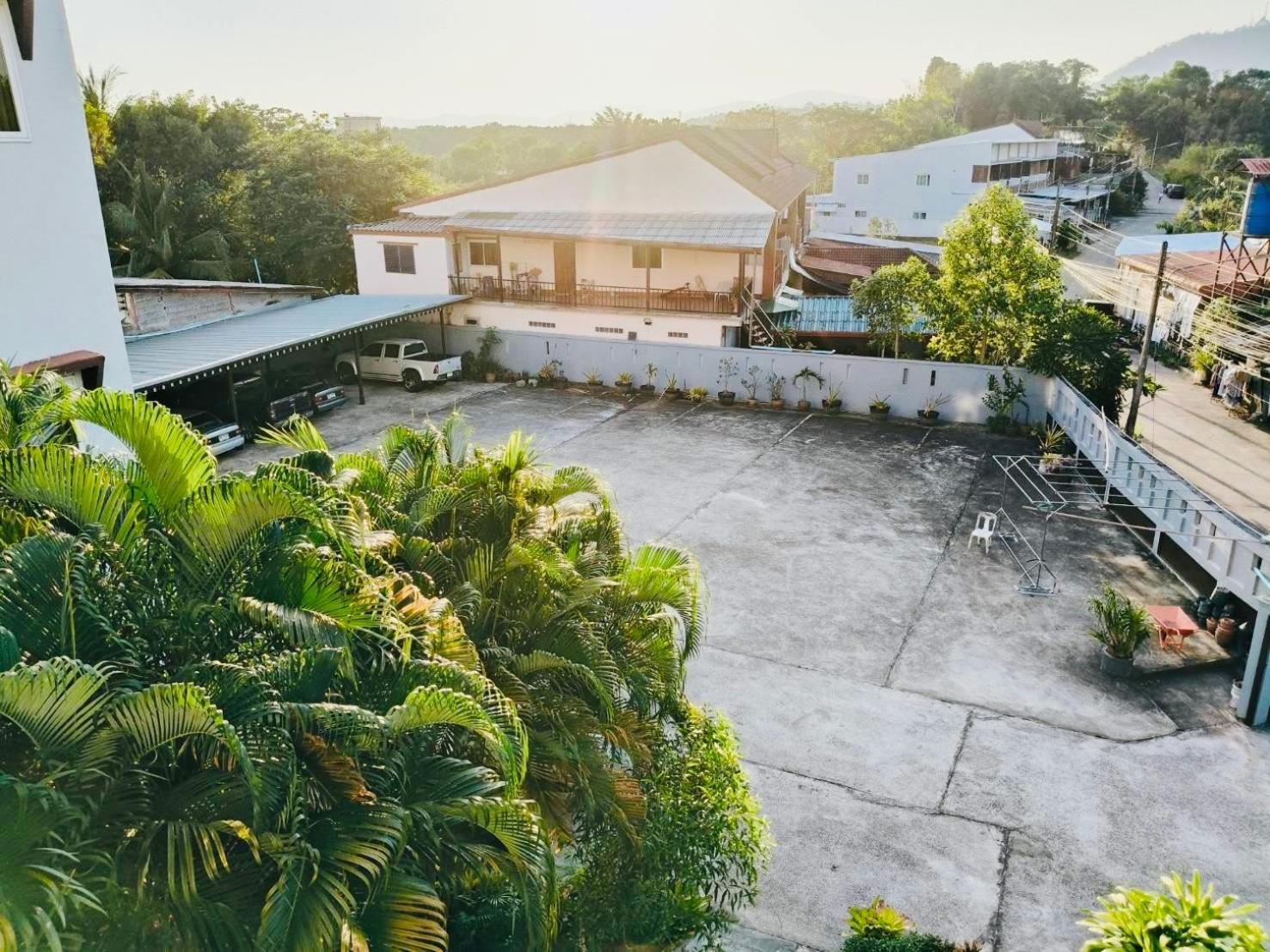 Siray House Aparthotel Phuket Eksteriør bilde